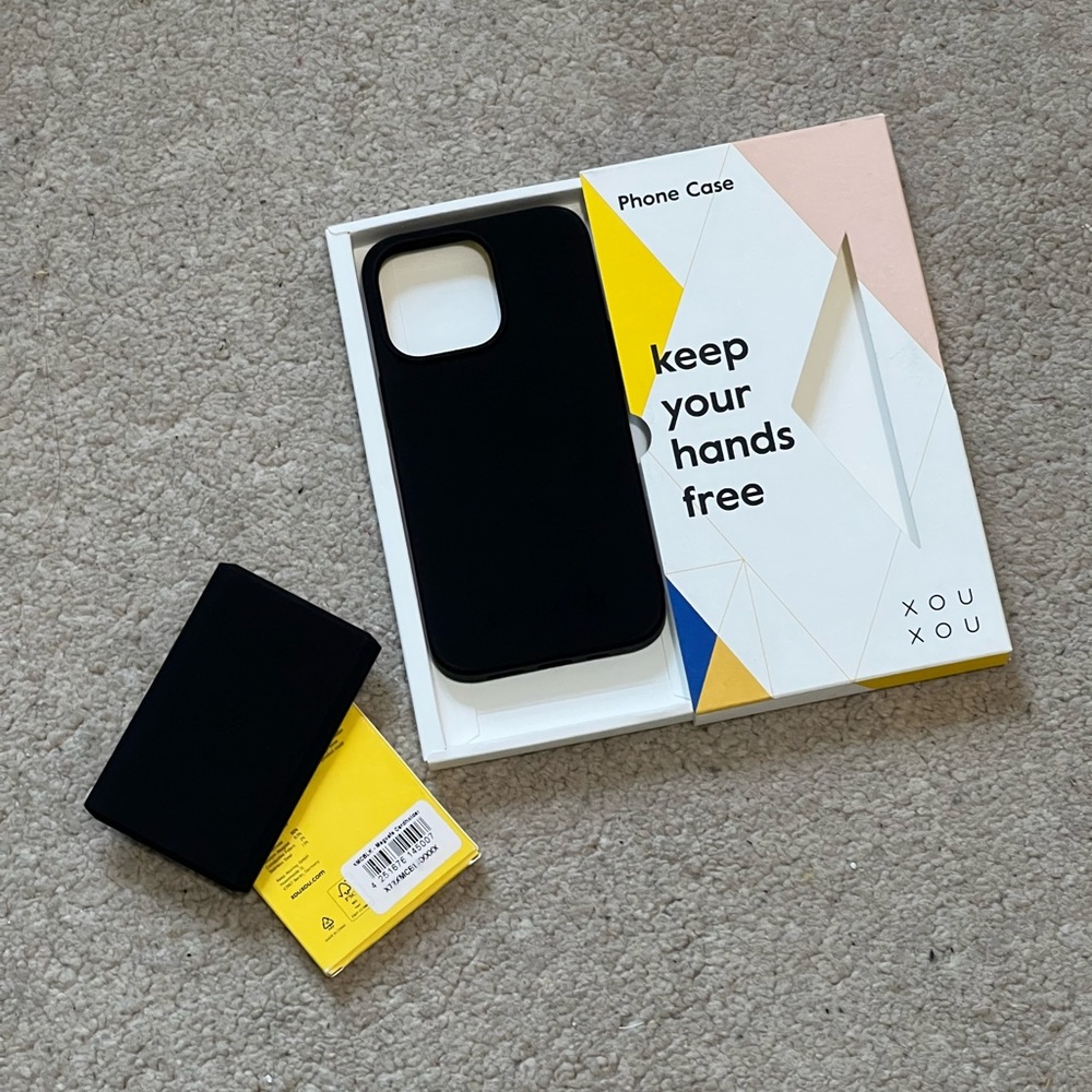 iPhone 13 Pro case & cart holder in black